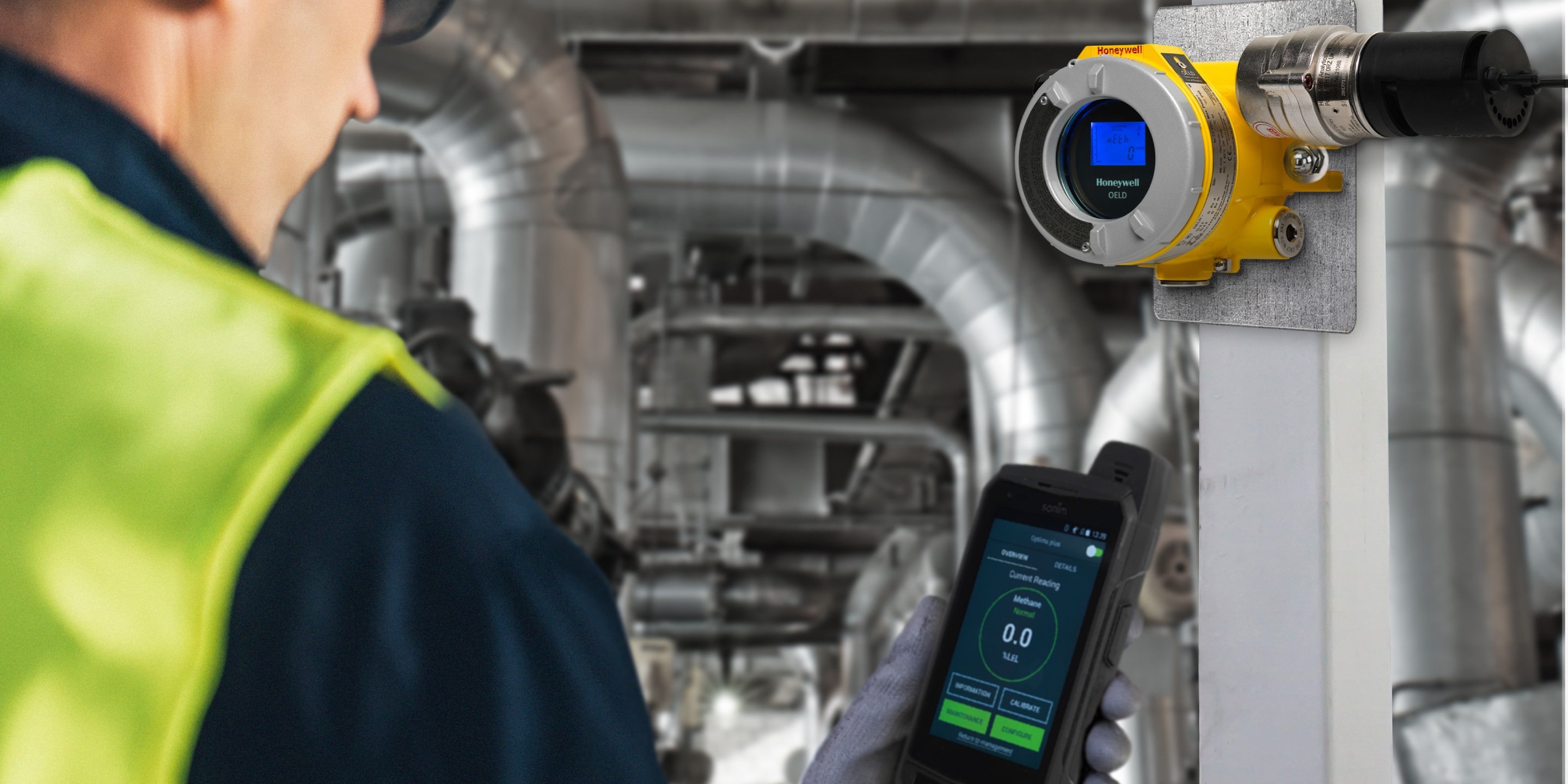 Worker using the Honeywell OELD after it’s been commissioned. 